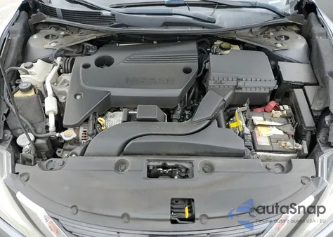 2017 Nissan Altima 2.5 z USA, uszkodzony, nr VIN 1N4AL3AP8HC227350